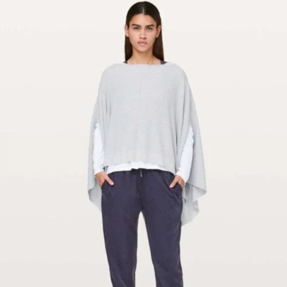 Lululemon Forward Flow Poncho Light Blue OS